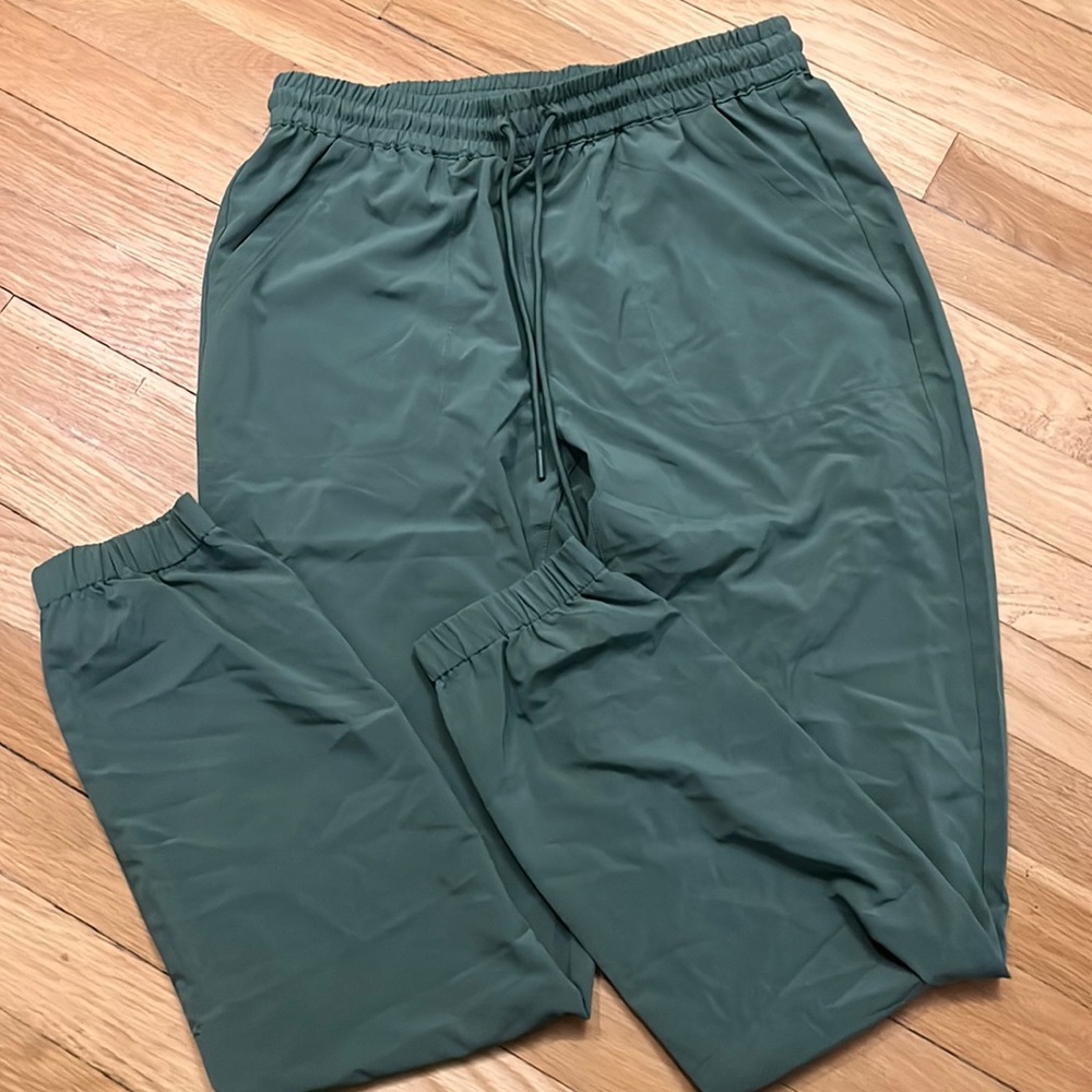 Aritzia Tna teal athletic joggers